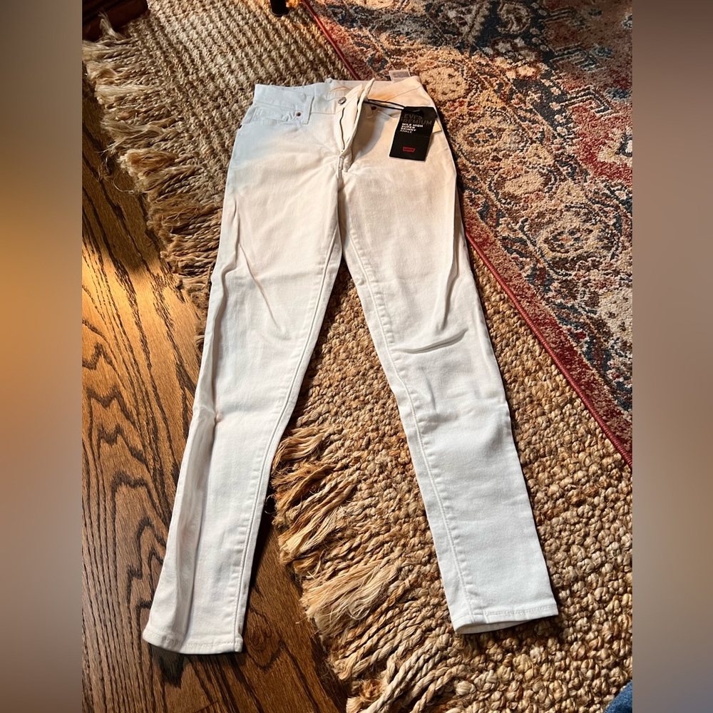 Levi's High Rise Cream Jeans